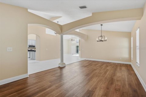 Villa ou maison à vendre à Tampa, Floride: 4 chambres, 238.48 m2 № 2419517 - photo 22