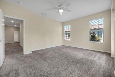 Townhouse in Davenport, Florida 5 bedrooms, 234.3 sq.m. № 2237581 - photo 28