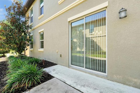 Townhouse in Davenport, Florida 5 bedrooms, 234.3 sq.m. № 2237581 - photo 7