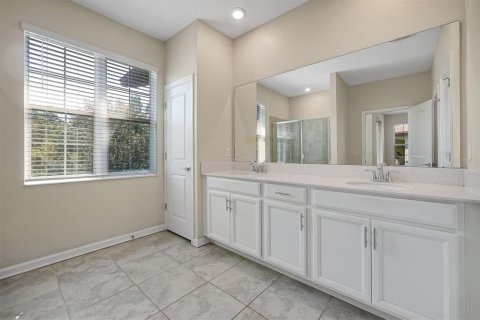 Townhouse in Davenport, Florida 5 bedrooms, 234.3 sq.m. № 2237581 - photo 29