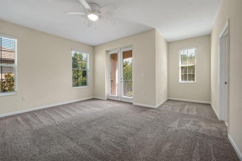 Townhouse in Davenport, Florida 5 bedrooms, 234.3 sq.m. № 2237581 - photo 27