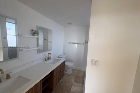 Condominio en venta en Miami, Florida, 2 dormitorios, 100.8 m2 № 1982156 - foto 13