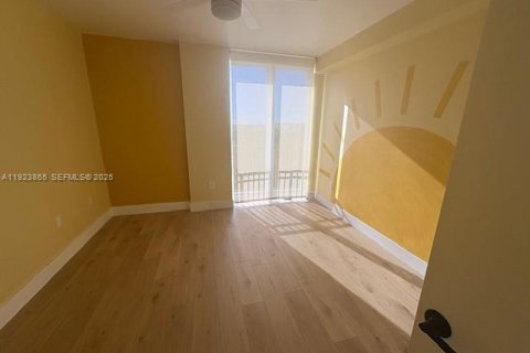 Condominio en venta en Miami, Florida, 2 dormitorios, 100.8 m2 № 1982156 - foto 4