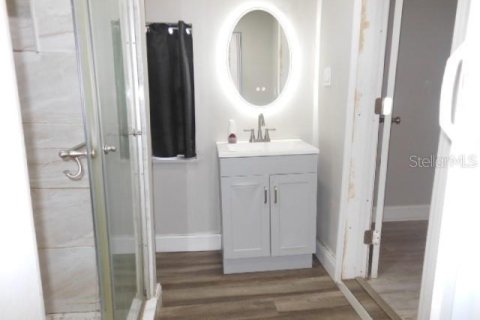 House in Tampa, Florida 3 bedrooms, 105.54 sq.m. № 2230995 - photo 26