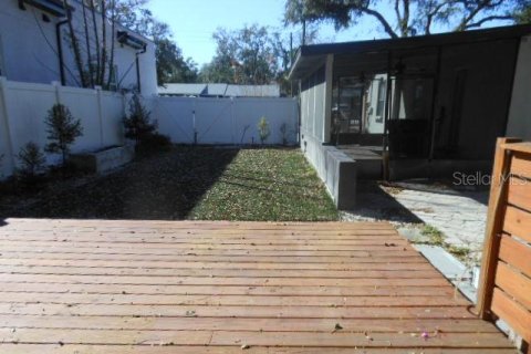 House in Tampa, Florida 3 bedrooms, 105.54 sq.m. № 2230995 - photo 7
