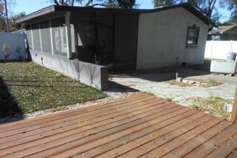House in Tampa, Florida 3 bedrooms, 105.54 sq.m. № 2230995 - photo 10