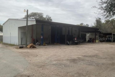 Immobilier commercial à vendre à Leesburg, Floride: 623.19 m2 № 2108154 - photo 3