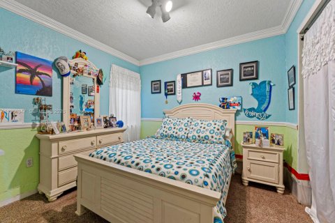 Casa en venta en Miami, Florida, 4 dormitorios, 157.56 m2 № 2030055 - foto 19