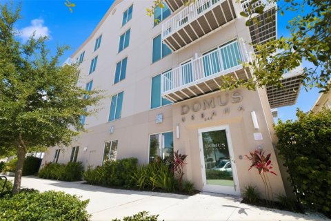 Condo in Saint Petersburg, Florida, 2 bedrooms № 2223747