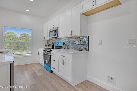 Casa en venta en Palm Bay, Florida, 4 dormitorios, 166.11 m2 № 2156886 - foto 5