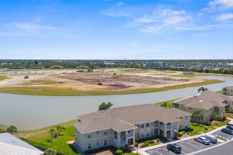 Condominio en venta en North Port, Florida, 3 dormitorios, 138.33 m2 № 1628576 - foto 28