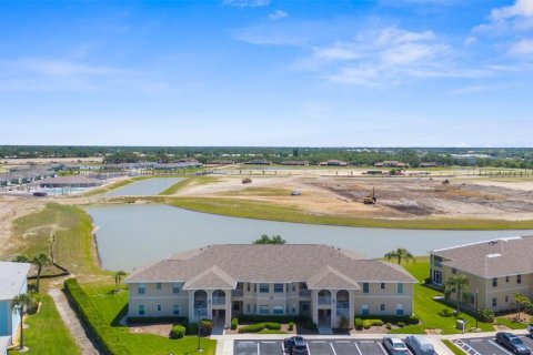 Condominio en venta en North Port, Florida, 3 dormitorios, 138.33 m2 № 1628576 - foto 1