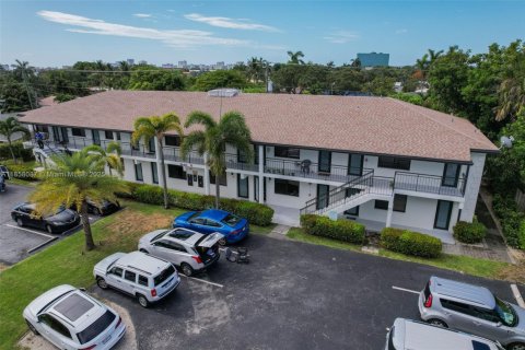 Apartment in Fort Lauderdale, Florida 2 bedrooms, 92.9 sq.m. № 1882257 - photo 3