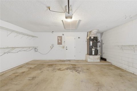 House in Altamonte Springs, Florida 3 bedrooms, 166.11 sq.m. № 2229839 - photo 27