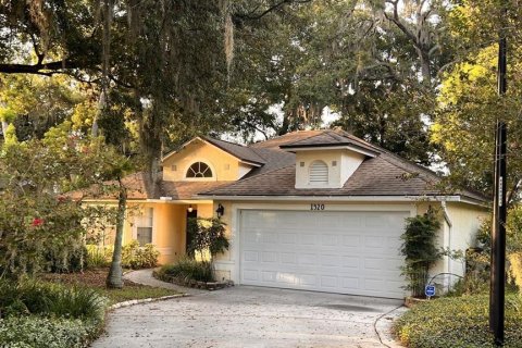 House in Altamonte Springs, Florida 3 bedrooms, 166.11 sq.m. № 2229839 - photo 3