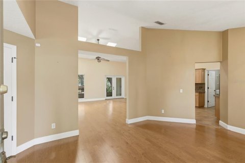 House in Altamonte Springs, Florida 3 bedrooms, 166.11 sq.m. № 2229839 - photo 30