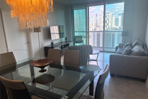 Condo in Miami, Florida, 2 bedrooms  № 1990317 - photo 11