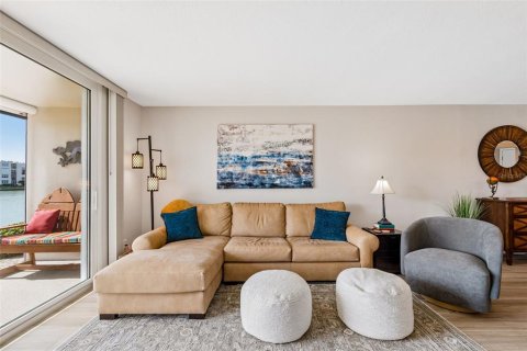 Condominio en venta en South Pasadena, Florida, 2 dormitorios, 103.12 m2 № 2148586 - foto 12