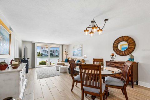 Condominio en venta en South Pasadena, Florida, 2 dormitorios, 103.12 m2 № 2148586 - foto 6