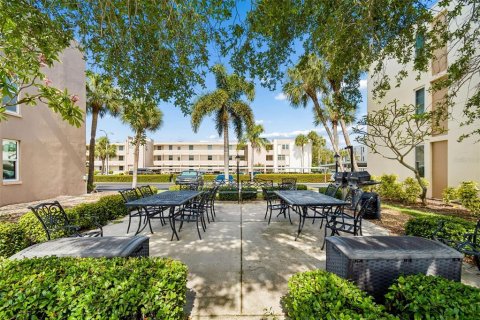 Condominio en venta en South Pasadena, Florida, 2 dormitorios, 103.12 m2 № 2148586 - foto 27