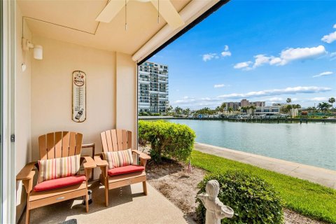 Condominio en venta en South Pasadena, Florida, 2 dormitorios, 103.12 m2 № 2148586 - foto 24