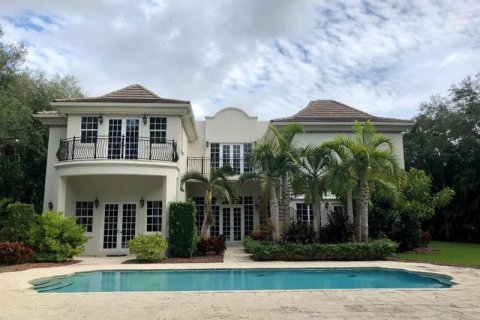 Casa en alquiler en Pinecrest, Florida, 7 dormitorios, 848.57 m2 № 1182516 - foto 1