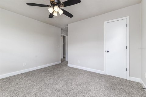 House in Lakeland, Florida 3 bedrooms, 154.96 sq.m. № 1803503 - photo 18
