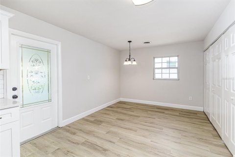 House in Lakeland, Florida 3 bedrooms, 154.96 sq.m. № 1803503 - photo 10
