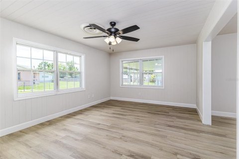 House in Lakeland, Florida 3 bedrooms, 154.96 sq.m. № 1803503 - photo 6