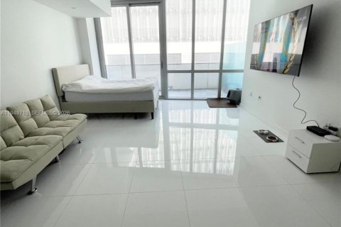 Снять в аренду кондоминиум в Майами, Флорида 62.06м2, № 2005403 - фото 11