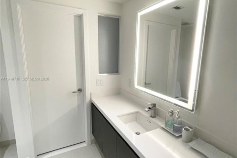 Снять в аренду кондоминиум в Майами, Флорида 62.06м2, № 2005403 - фото 6