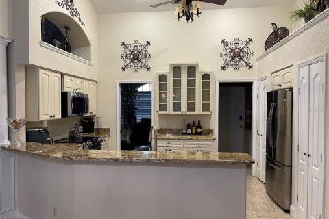 House in Port Charlotte, Florida 3 bedrooms, 201.6 sq.m. № 1723899 - photo 10