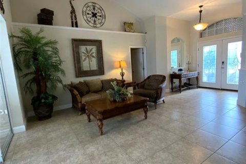 House in Port Charlotte, Florida 3 bedrooms, 201.6 sq.m. № 1723899 - photo 18