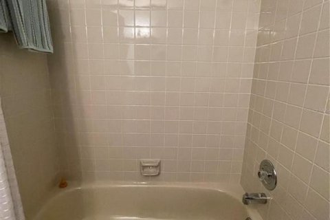 Condo in Punta Gorda, Florida, 2 bedrooms  № 1635797 - photo 28