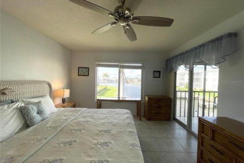 Condo in Punta Gorda, Florida, 2 bedrooms  № 1635797 - photo 21