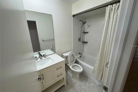 Condo in Englewood, Florida, 2 bedrooms  № 2091528 - photo 7