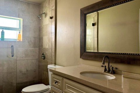 House in Weston, Florida 4 bedrooms, 190.91 sq.m. № 2086942 - photo 10
