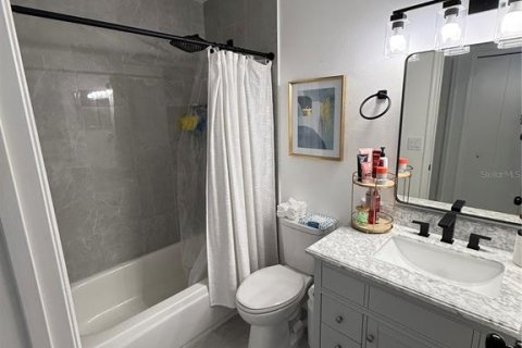House in Orlando, Florida 3 bedrooms, 100.52 sq.m. № 2221252 - photo 9