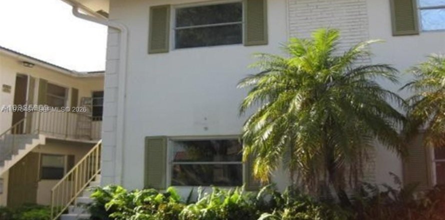 Condo à Coral Springs, Floride, 2 chambres  № 2040215
