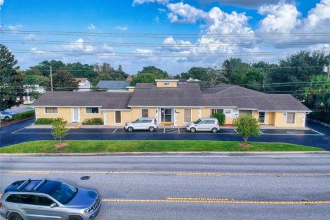 Commercial property in Maitland, Florida 568.28 sq.m. № 2148317