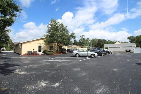 Commercial property in Maitland, Florida 568.28 sq.m. № 2148317 - photo 2
