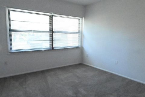 Touwnhouse à louer à Seminole, Floride: 2 chambres, 94.3 m2 № 2113817 - photo 7