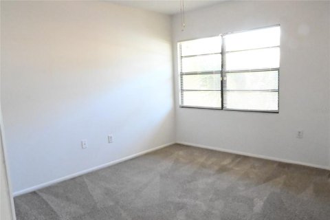Touwnhouse à louer à Seminole, Floride: 2 chambres, 94.3 m2 № 2113817 - photo 12
