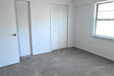 Touwnhouse à louer à Seminole, Floride: 2 chambres, 94.3 m2 № 2113817 - photo 8