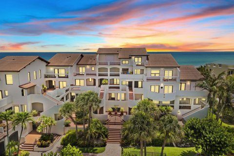 Condominio en venta en Jensen Beach, Florida, 2 dormitorios, 179.39 m2 № 2177062 - foto 2