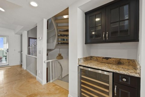 Condominio en venta en Jensen Beach, Florida, 2 dormitorios, 179.39 m2 № 2177062 - foto 9
