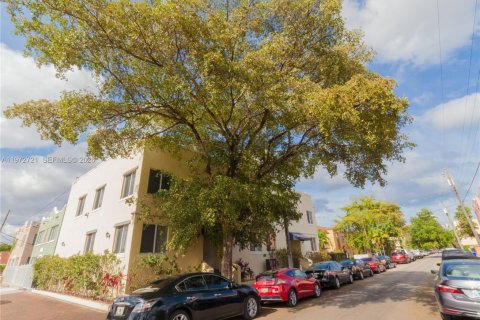 Appartement à louer à Miami, Floride: 2 chambres № 2032950 - photo 11