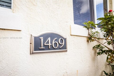 Appartement à louer à Miami, Floride: 2 chambres № 2032950 - photo 12