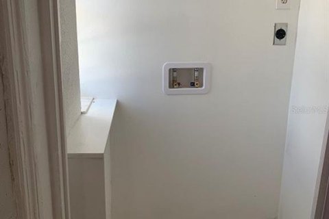 Casa en alquiler en Tampa, Florida, 1 dormitorio, 51.1 m2 № 1807442 - foto 6