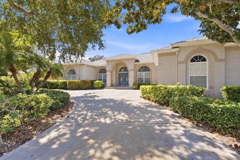 Casa en Bradenton, Florida 3 dormitorios, 304.07 m2 № 2384098